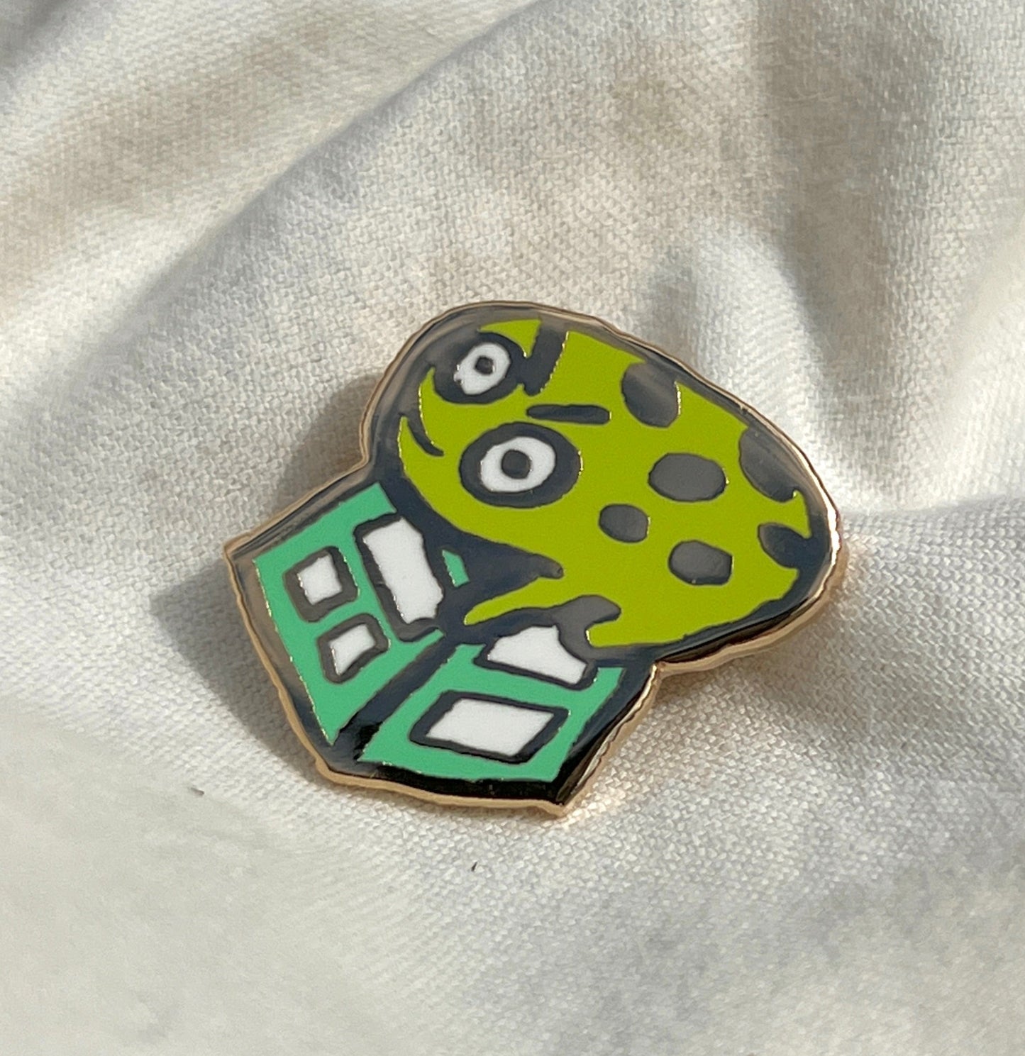 Mad Comics Frog Pin